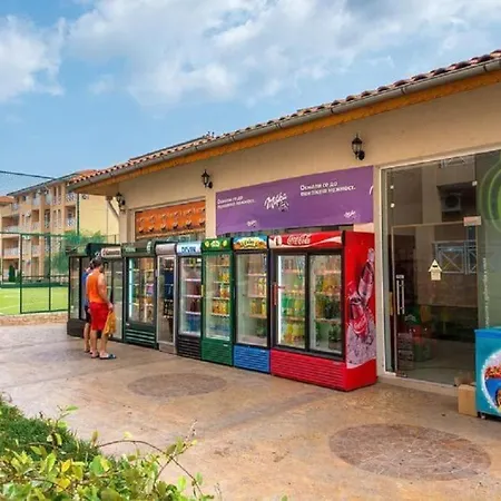 Ground Floor, At Sunny Day 6 Tŭnkovo